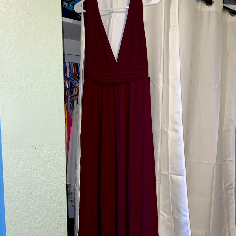 Maroon bridesmaid/prom dress. Size small.